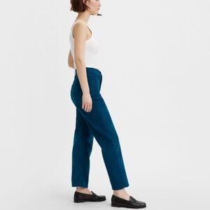 Levis Ribcage Straight Ankle Corduroy Pants in Blue